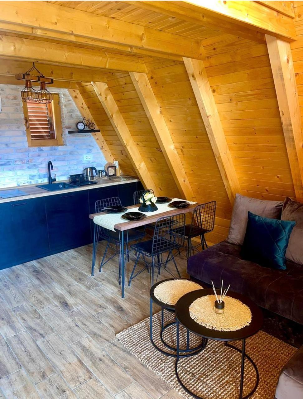 A Frame Houses Ans Zabljak Bagian luar foto