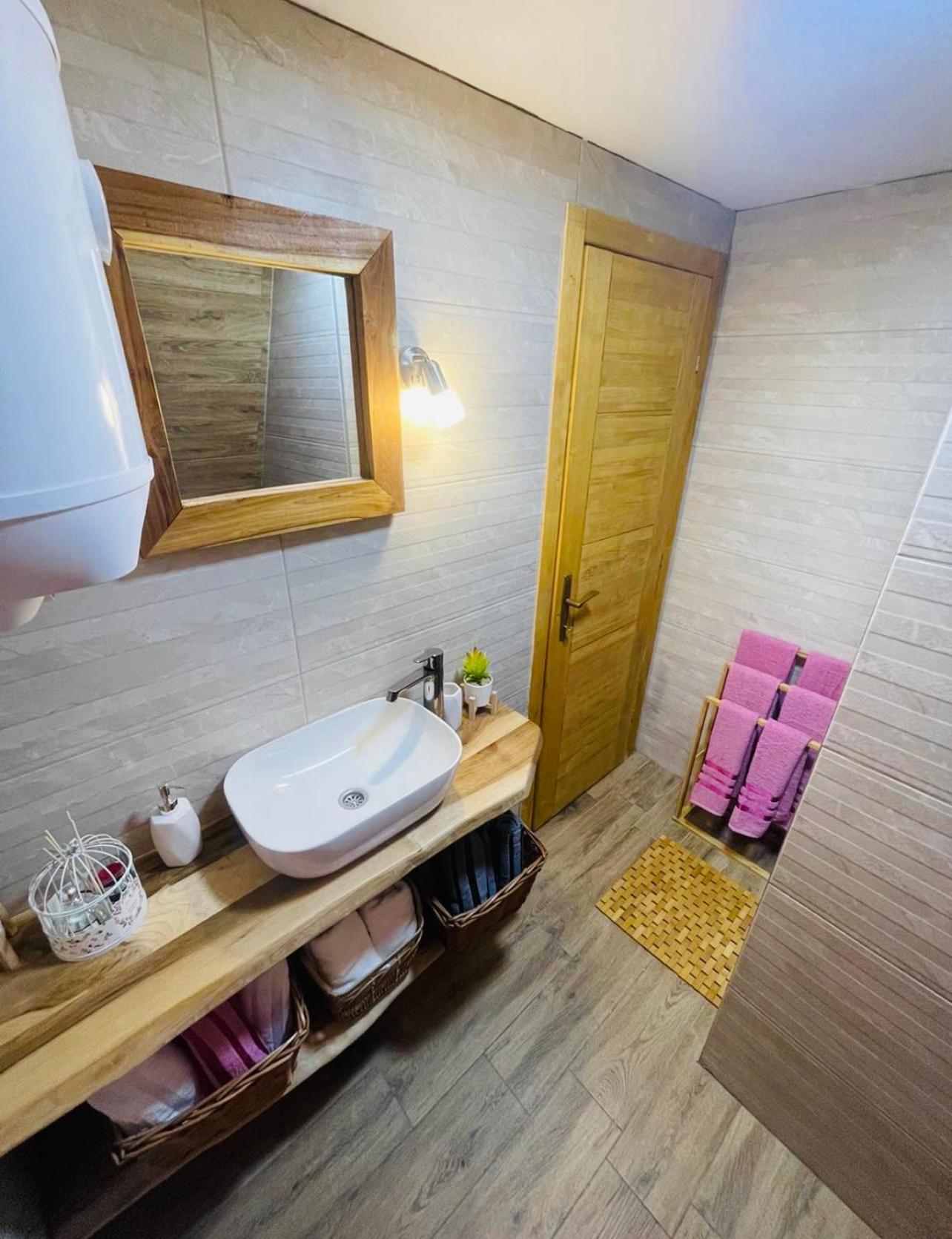 A Frame Houses Ans Zabljak Bagian luar foto